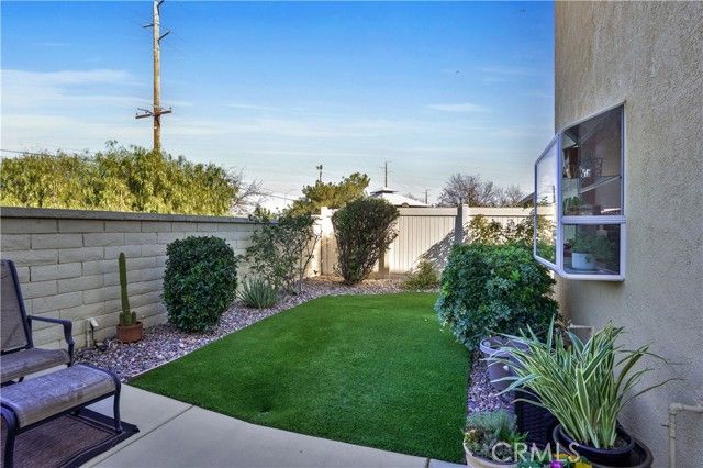 4490 Rainbow View Way, Hemet, CA 92545