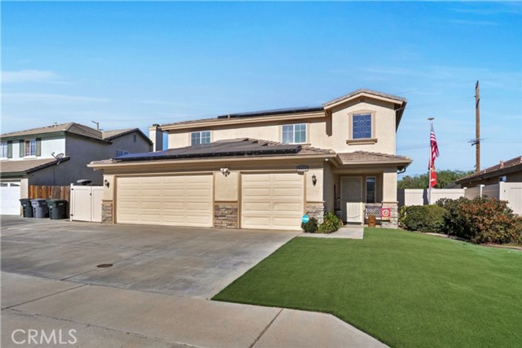 4490 Rainbow View Way, Hemet, CA 92545