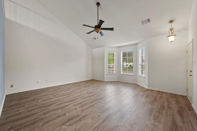 606 Boca Chica DR, Cedar Park, TX 78613