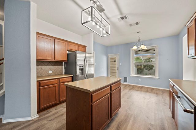 606 Boca Chica DR, Cedar Park, TX 78613