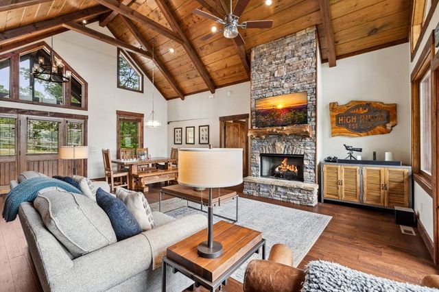 370 High Ridge Road, Epworth, GA 30541