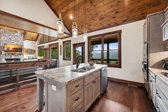 370 High Ridge Road, Epworth, GA 30541