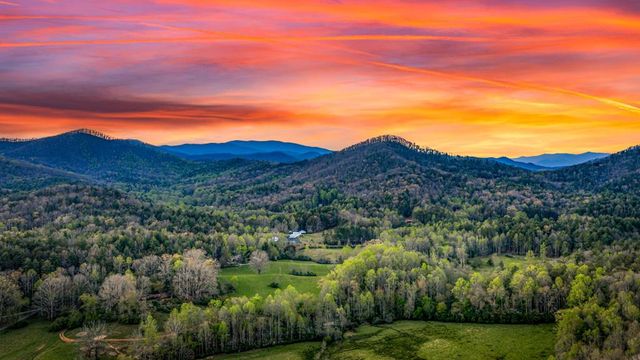 370 High Ridge Road, Epworth, GA 30541