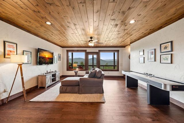 370 High Ridge Road, Epworth, GA 30541