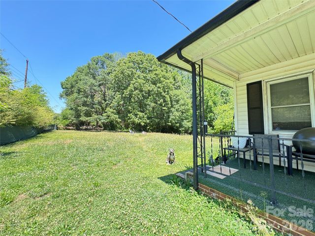 704 Morningside Drive, Mount Holly, NC 28120