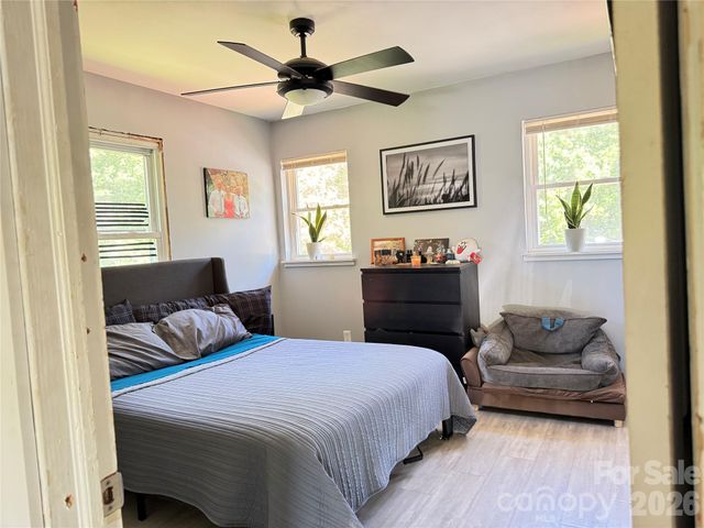704 Morningside Drive, Mount Holly, NC 28120