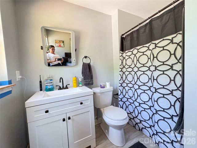 704 Morningside Drive, Mount Holly, NC 28120
