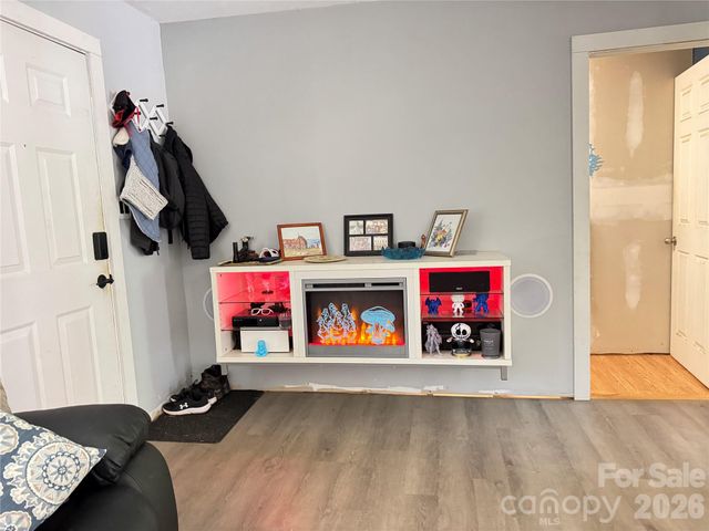 704 Morningside Drive, Mount Holly, NC 28120
