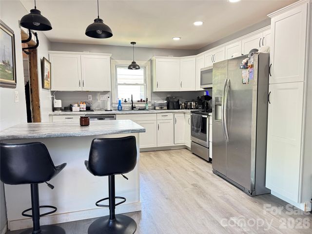 704 Morningside Drive, Mount Holly, NC 28120