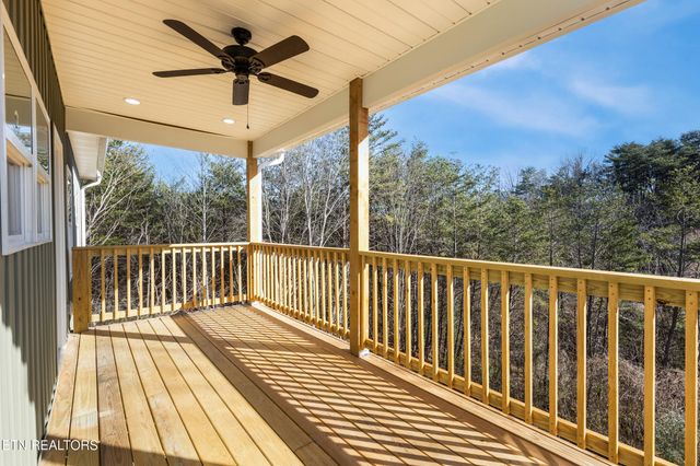 3215 Harrington Court, Maryville, TN 37803