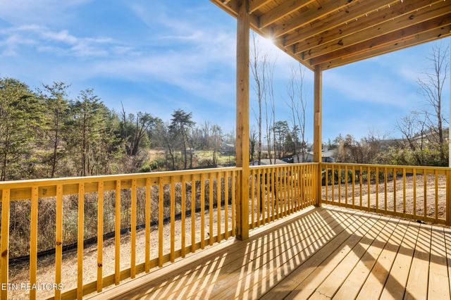 3215 Harrington Court, Maryville, TN 37803