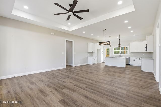 3215 Harrington Court, Maryville, TN 37803