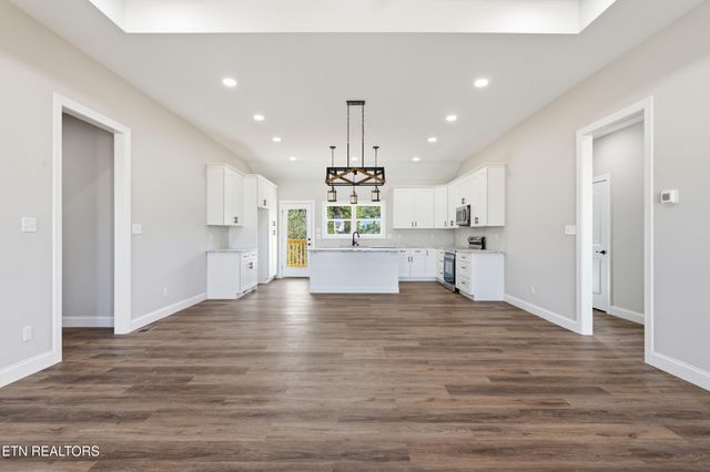 3215 Harrington Court, Maryville, TN 37803