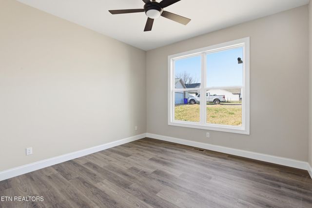 3215 Harrington Court, Maryville, TN 37803