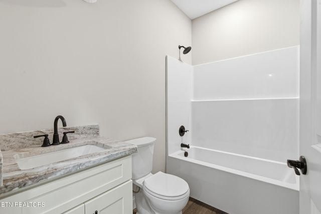 3215 Harrington Court, Maryville, TN 37803