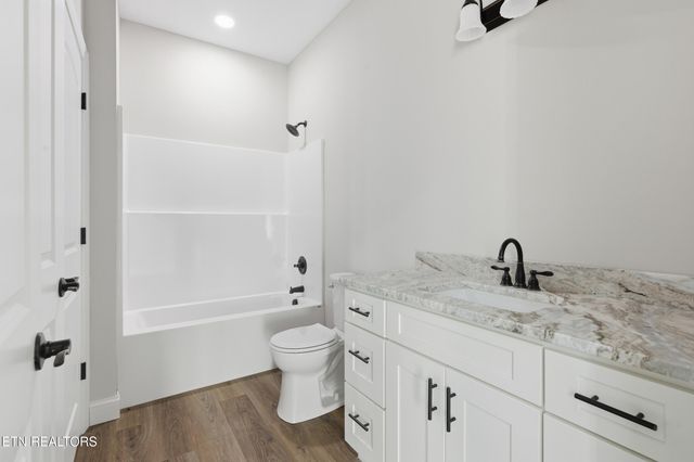 3215 Harrington Court, Maryville, TN 37803