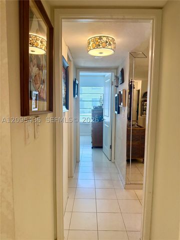 8827 SW 123rd Ct 103, Miami, FL 33186