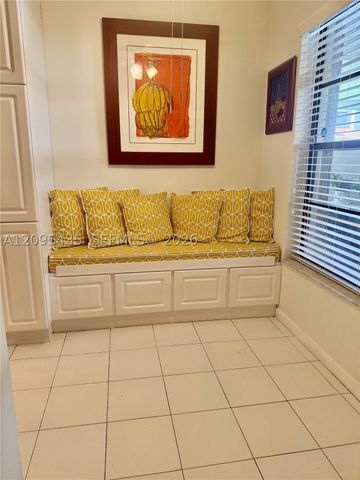 8827 SW 123rd Ct 103, Miami, FL 33186