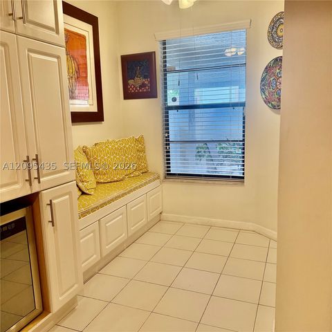 8827 SW 123rd Ct 103, Miami, FL 33186
