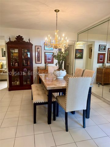 8827 SW 123rd Ct 103, Miami, FL 33186