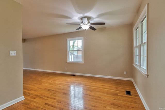 509 E Jefferson Avenue, Chandler, IN 47610