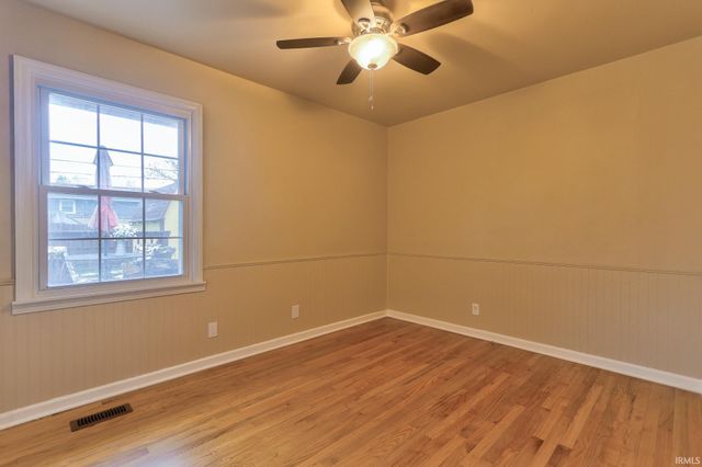 509 E Jefferson Avenue, Chandler, IN 47610