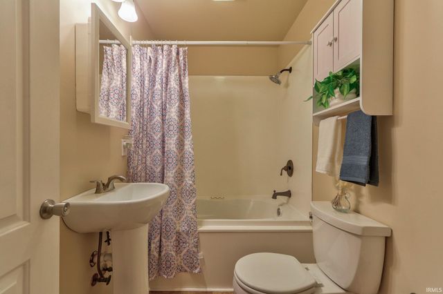 509 E Jefferson Avenue, Chandler, IN 47610