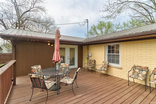 509 E Jefferson Avenue, Chandler, IN 47610