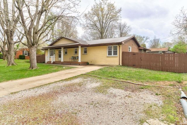 509 E Jefferson Avenue, Chandler, IN 47610