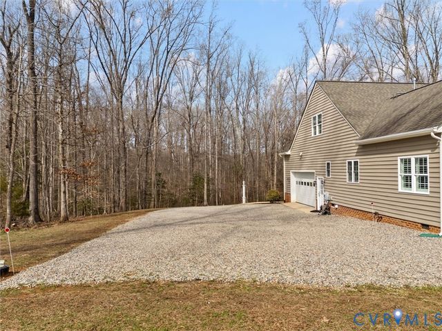 1555 Rocky Ford Rd, Powhatan, VA 23139
