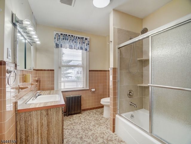510 Jersey Ave, Elizabeth City, NJ 07202