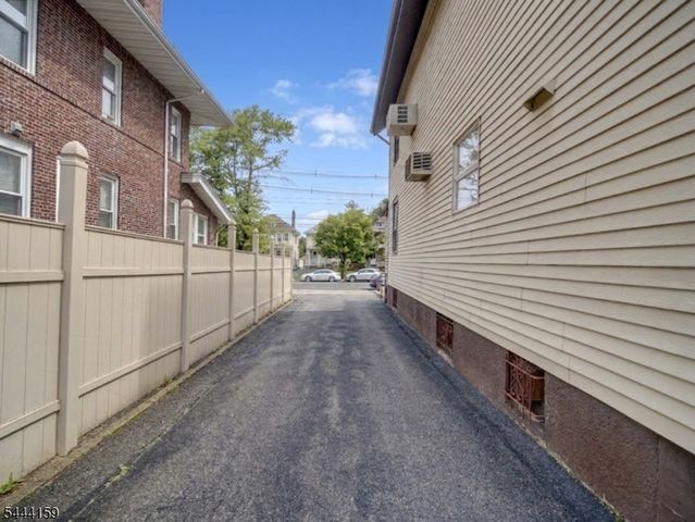 510 Jersey Ave, Elizabeth City, NJ 07202
