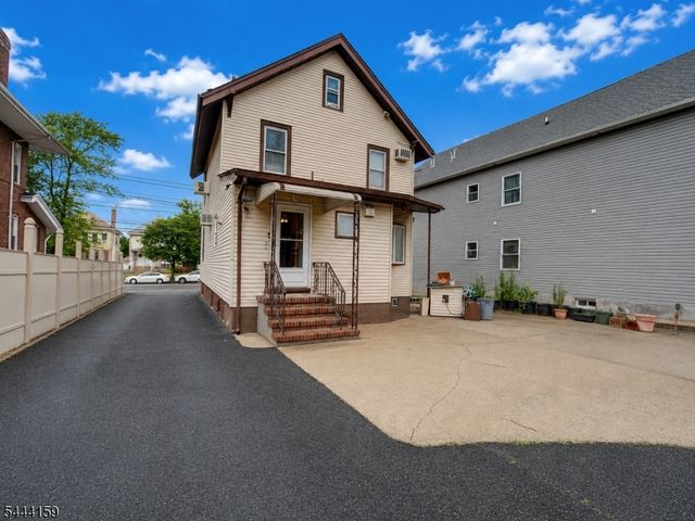 510 Jersey Ave, Elizabeth City, NJ 07202