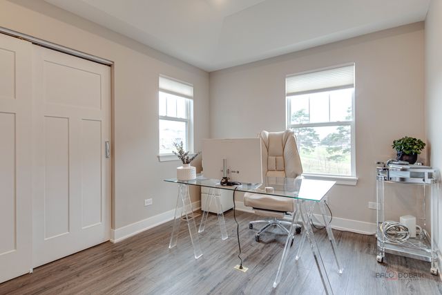 23264 N Pinehurst Drive, Kildeer, IL 60047