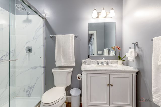 23264 N Pinehurst Drive, Kildeer, IL 60047