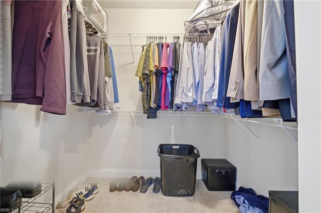 2827 Estella WAY, Chesapeake, VA 23325