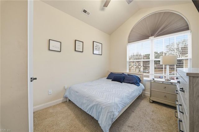 2827 Estella WAY, Chesapeake, VA 23325