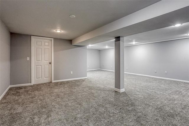 613 NE Corder Street, Lee's Summit, MO 64063