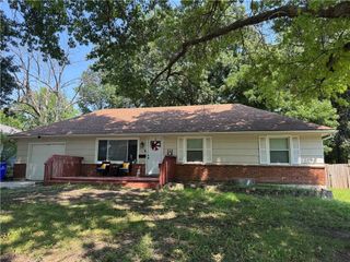 613 NE Corder Street, Lee's Summit, MO 64063