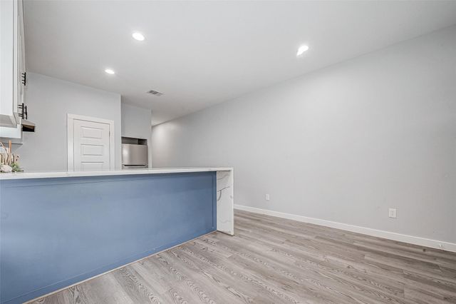 6725 Avenue K B, Houston, TX 77011