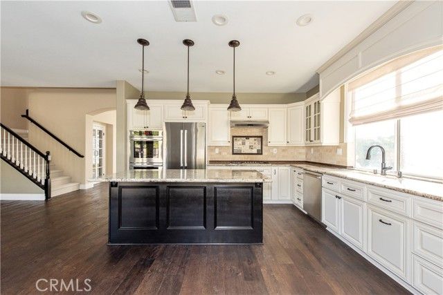 9 Swallows, Trabuco Canyon, CA 92679