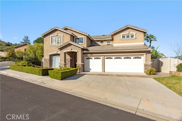 9 Swallows, Trabuco Canyon, CA 92679