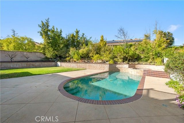 9 Swallows, Trabuco Canyon, CA 92679