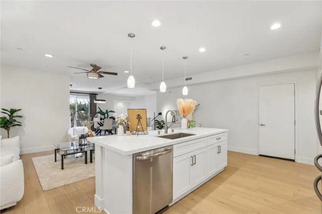 617 Rockefeller, Irvine, CA 92612