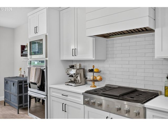 22404 S FOREST PARK Rd, Beavercreek, OR 97004
