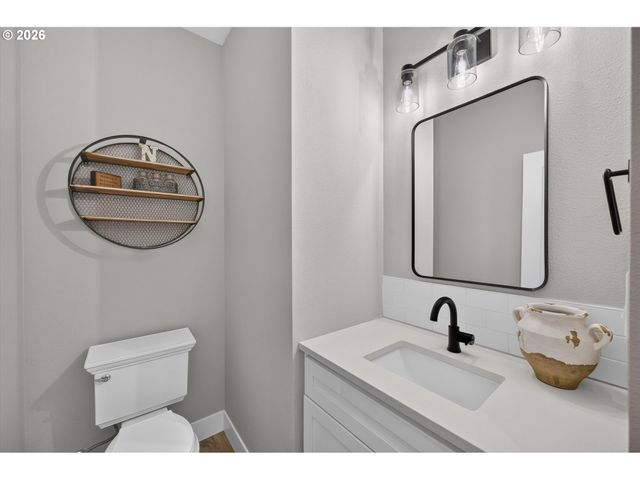 22404 S FOREST PARK Rd, Beavercreek, OR 97004
