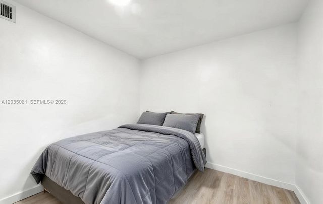 3700 N 56th Avenue 1012, Hollywood, FL 33021
