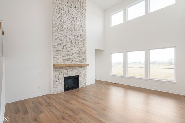713 Robinson Farm Way, Westfield, IN 46074