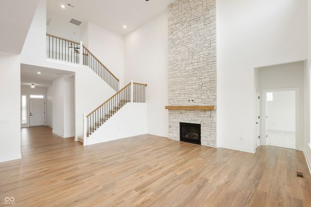 713 Robinson Farm Way, Westfield, IN 46074