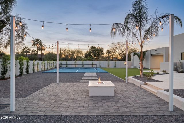 7121 E LARKSPUR Drive, Scottsdale, AZ 85254